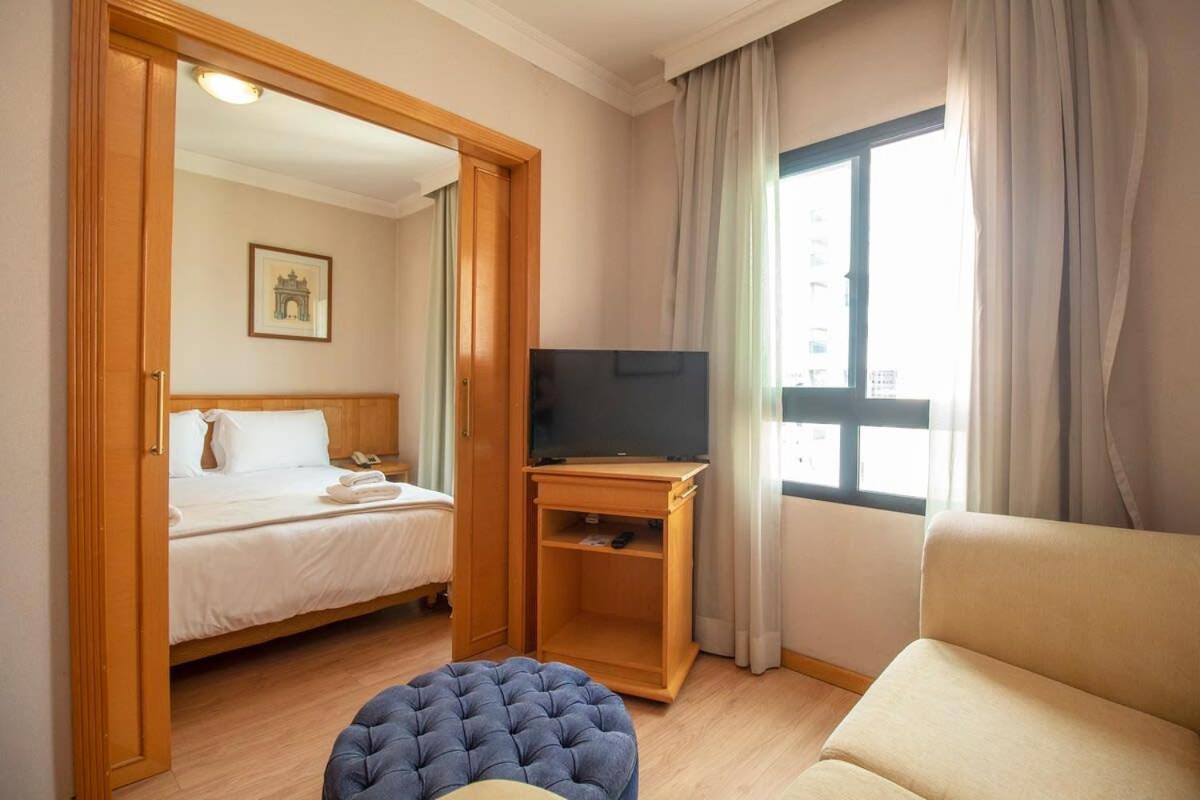 Апартаменты Bhomy Pinheiros Proximo A Oscar Freire Ex2207 Сан-Пауло Экстерьер фото